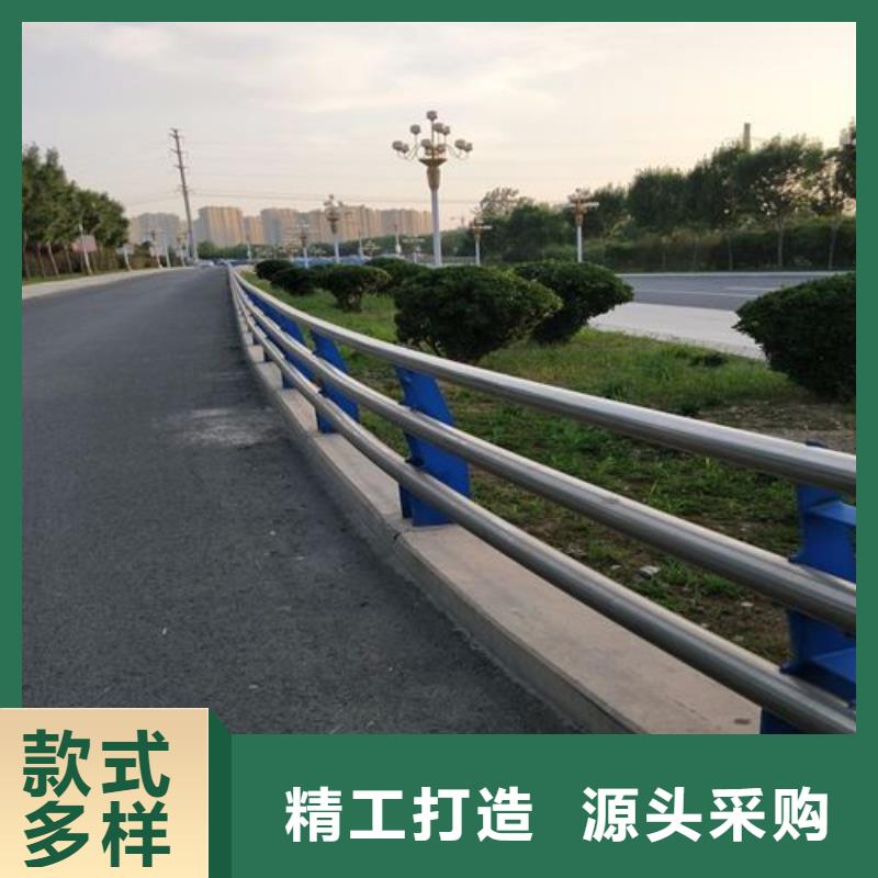 景观木纹护栏钢板立柱打造好品质做工细致