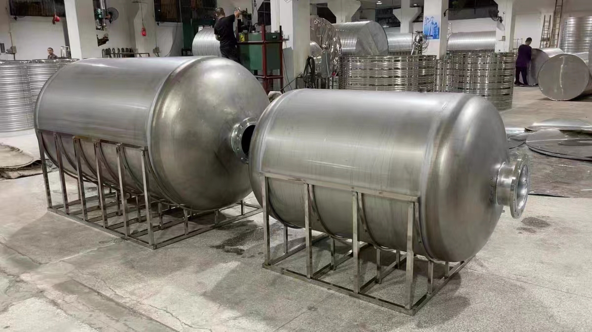 承压保温水箱择优0.6-1.0Mpa
