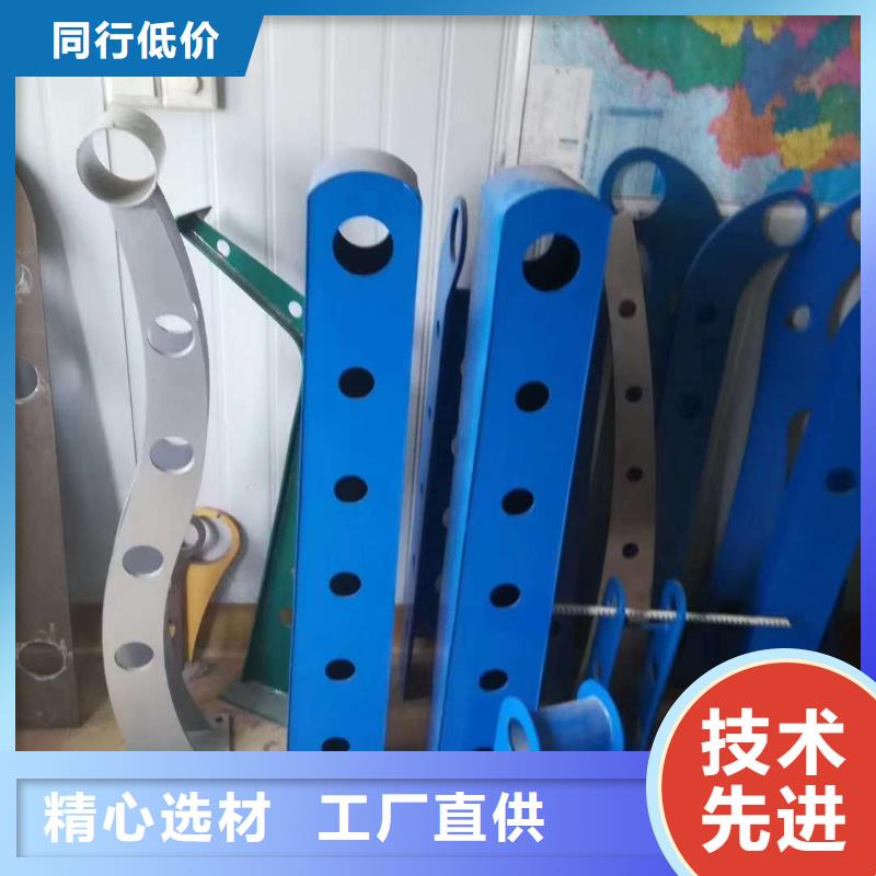 人行横道隔离栏
厂家-型号齐全可定制