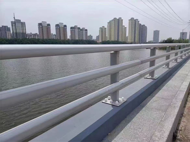 防撞护栏厂家直销各种护栏当地品牌