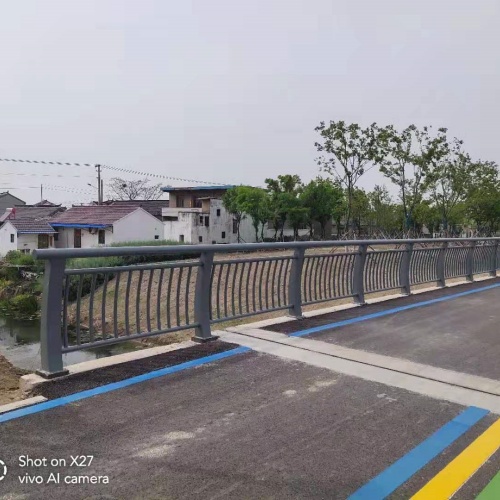 批发公路护栏的销售厂家