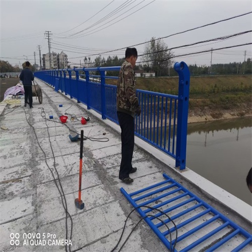 优质不锈钢公路护栏厂家供应商