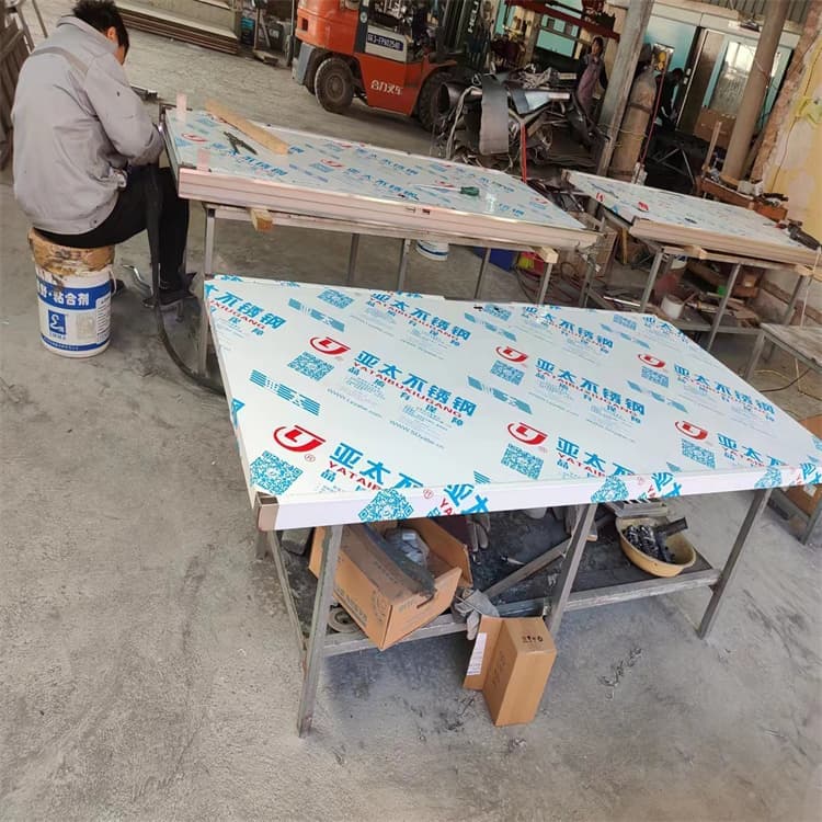 射线屏蔽铅门大型厂家