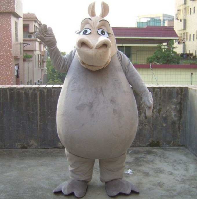 经典人偶服装定制厂家,玩偶服娃娃手艺好