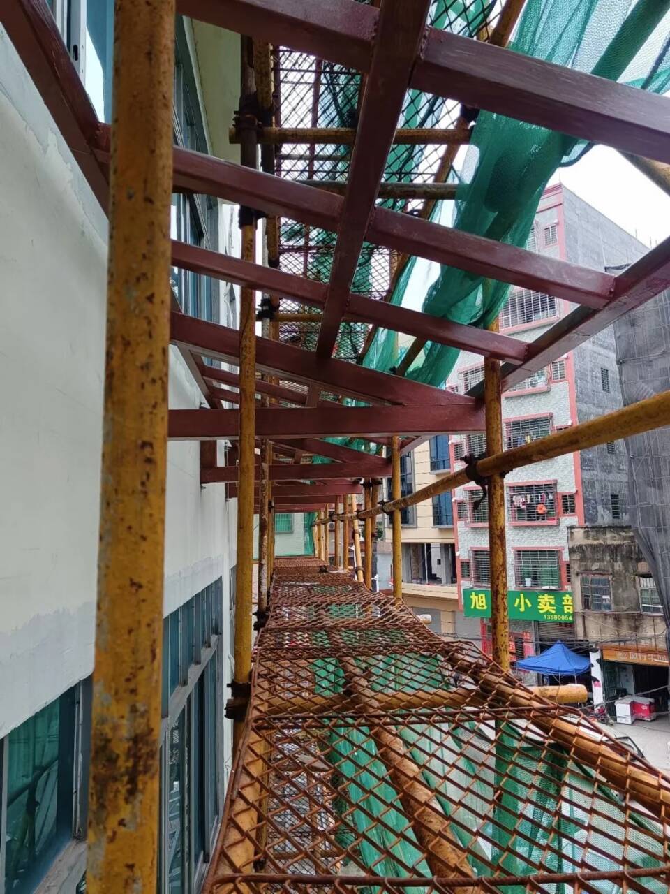 不锈钢仿木纹漆，长廊花架木纹漆，水性木纹漆厂家批发