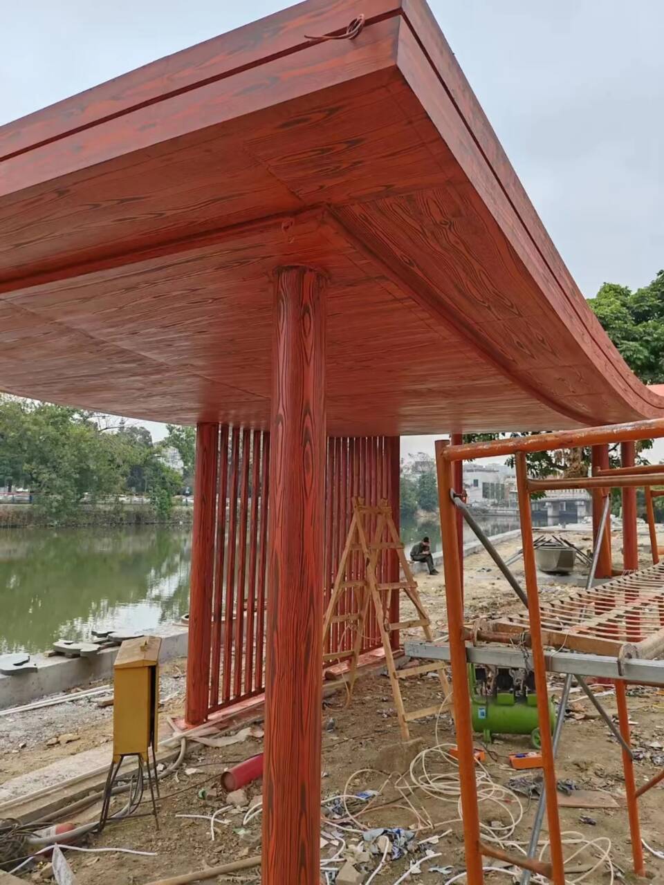 仿古园林建筑木纹漆全包施工价格