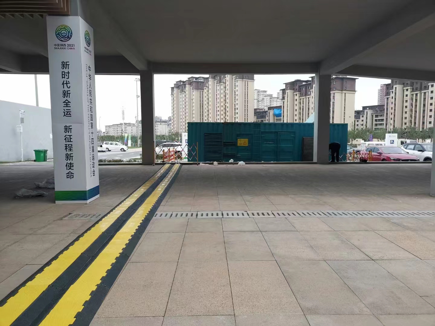 工地发电机租赁（承包停电工程）UPS电源出租多年行业经验