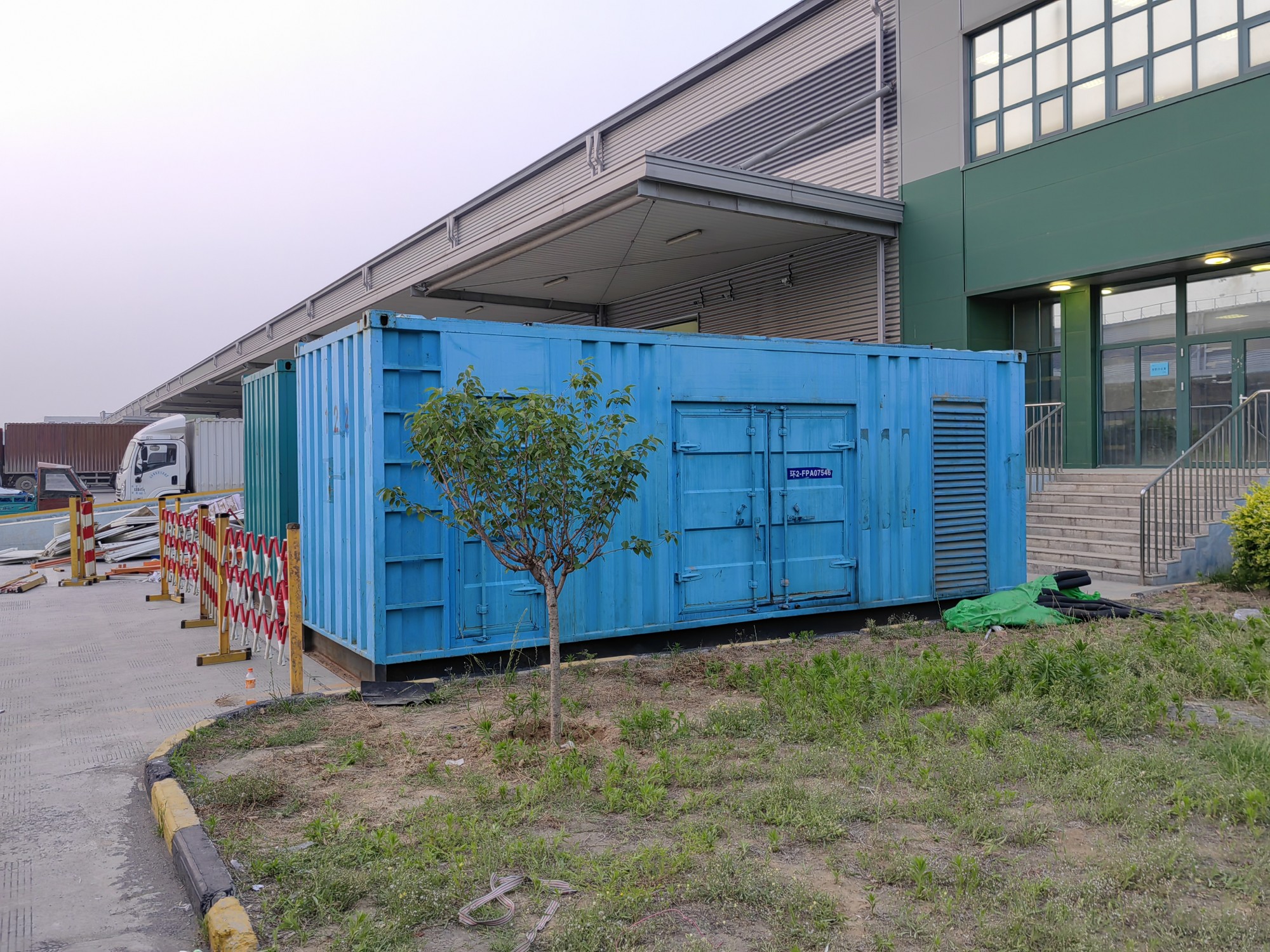 200KW发电机出租租赁400KW发电机电缆线出租UPS电源出租_2000KW发电机租赁专业品质快速响应