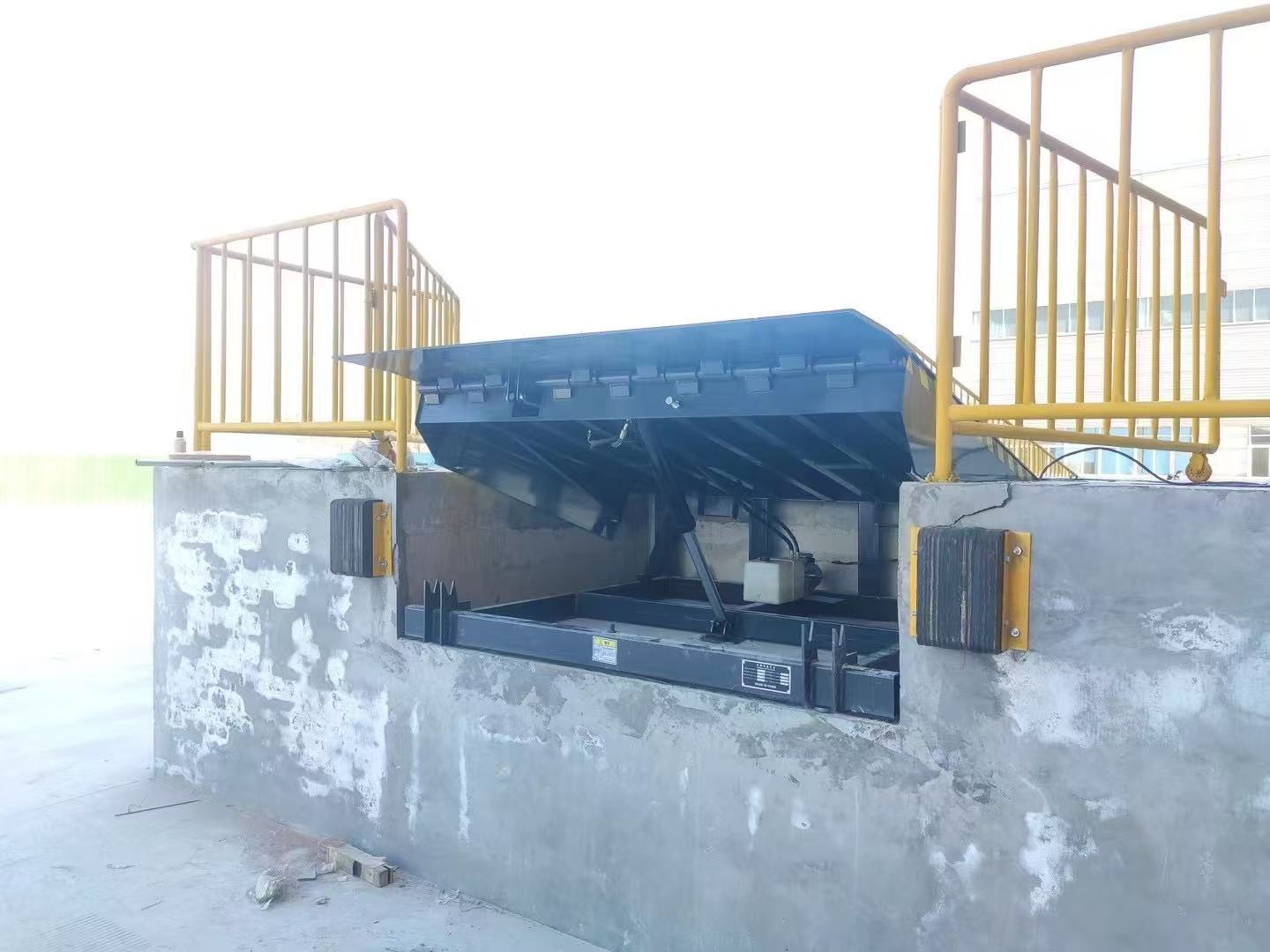 液压登车桥厂家