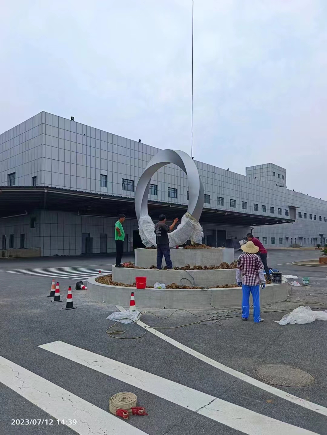 人物景观小品雕塑品质过关本地货源