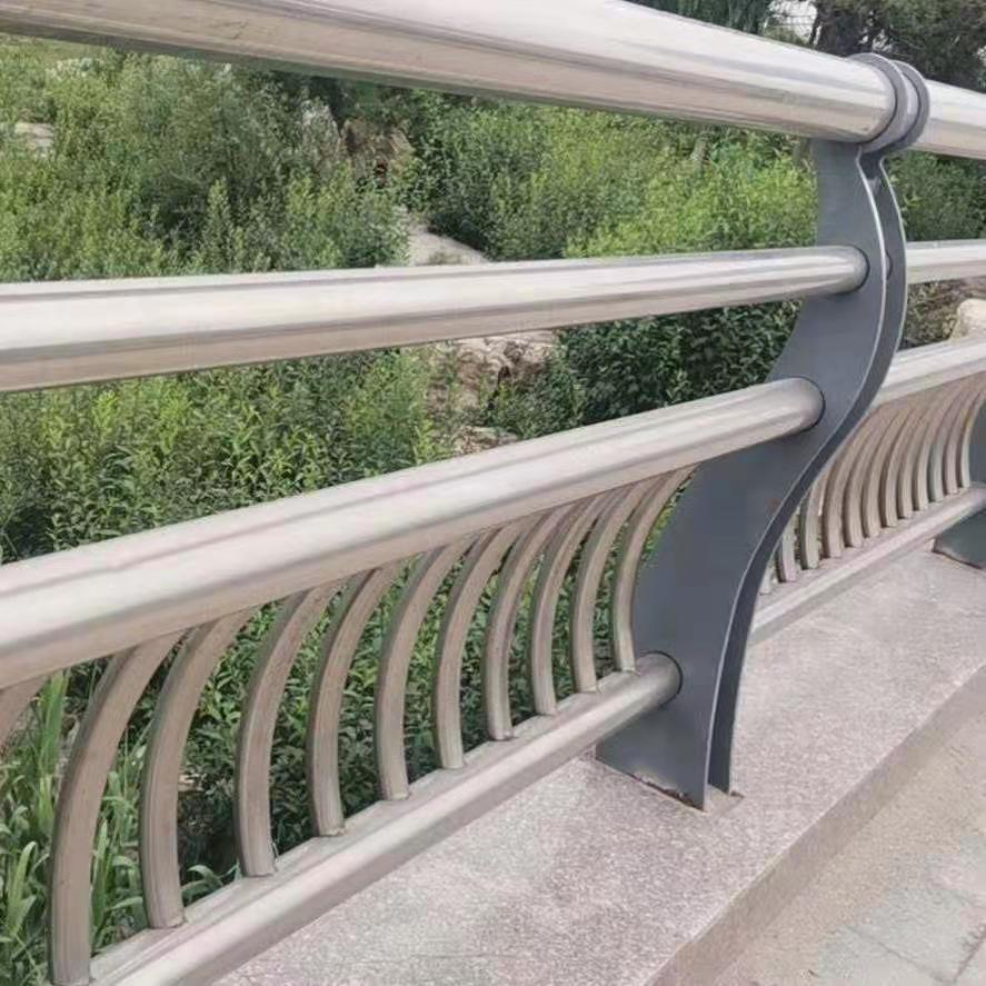 不锈钢复合管护栏厂家