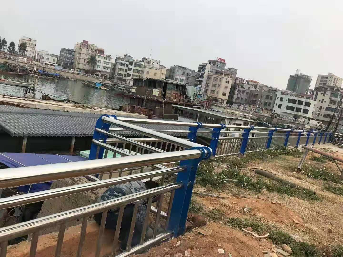 不锈钢复合管护栏厂家