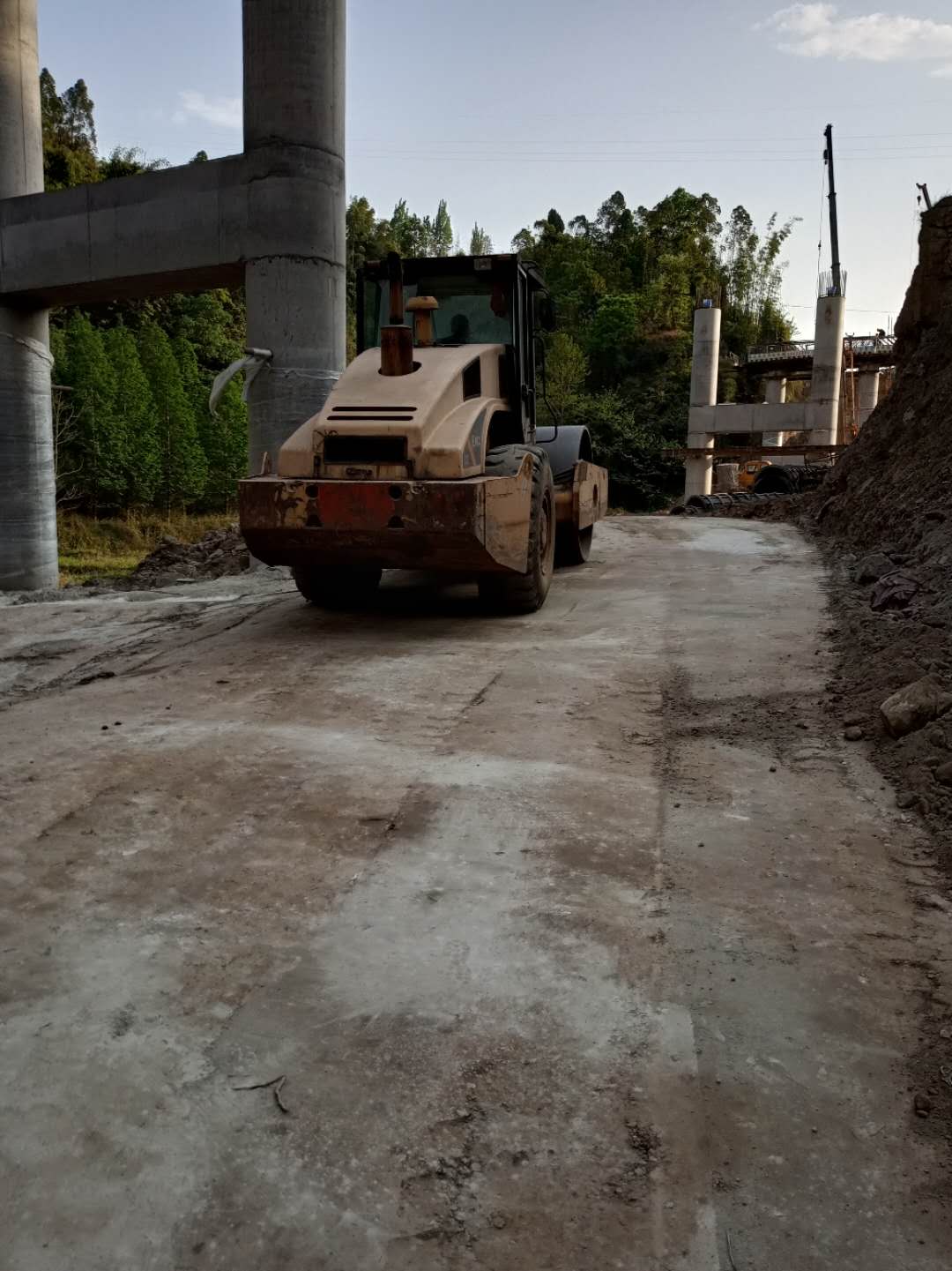 土壤固化剂沙土固化剂自营品质有保障